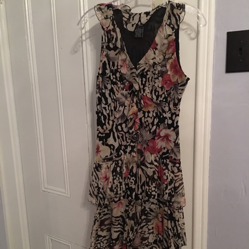 Animal and flower print cocktail cocktail. Size 6